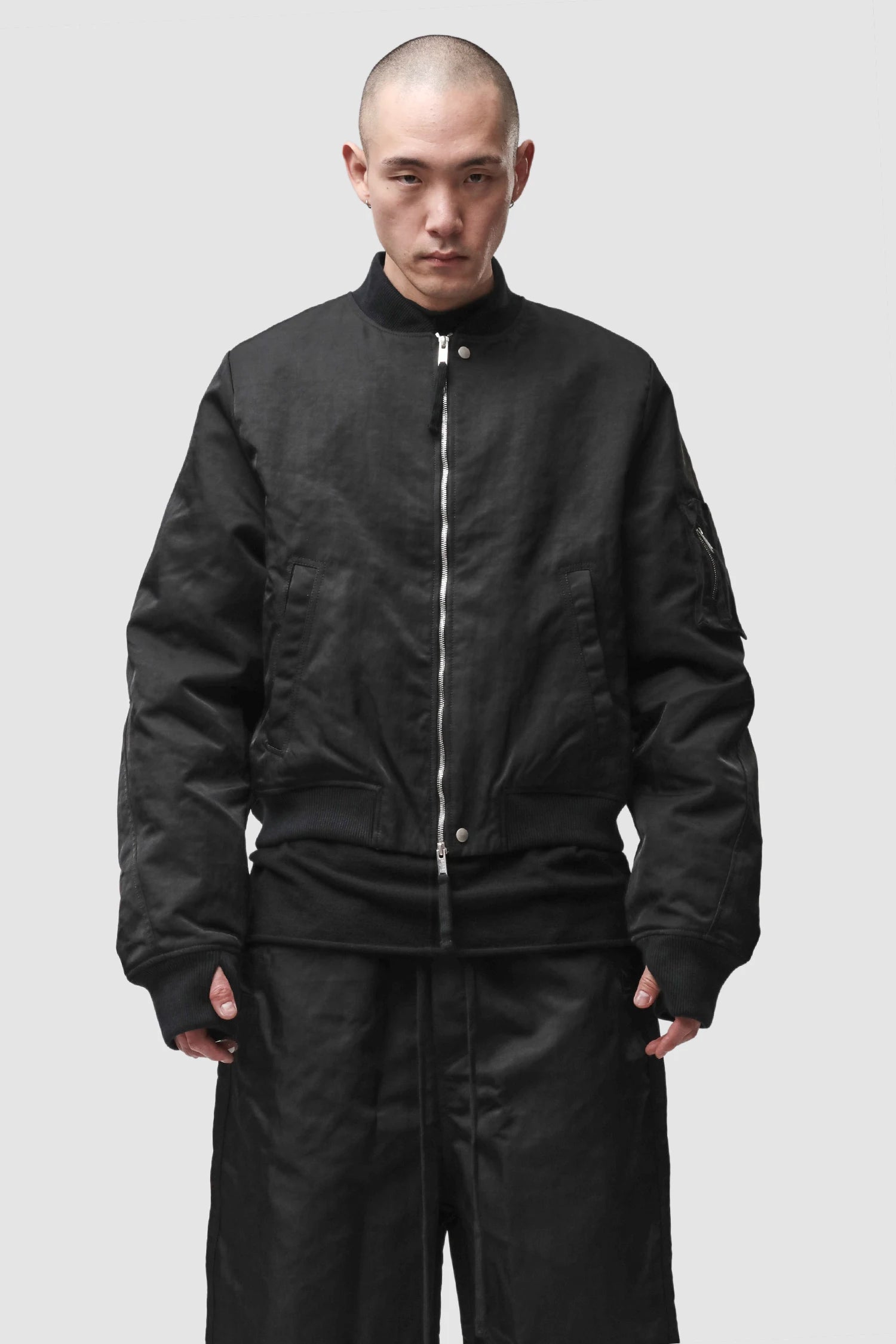 Thom Krom - Men’s Black Recycled Tech Bomber Jacket M-J-93 model front view