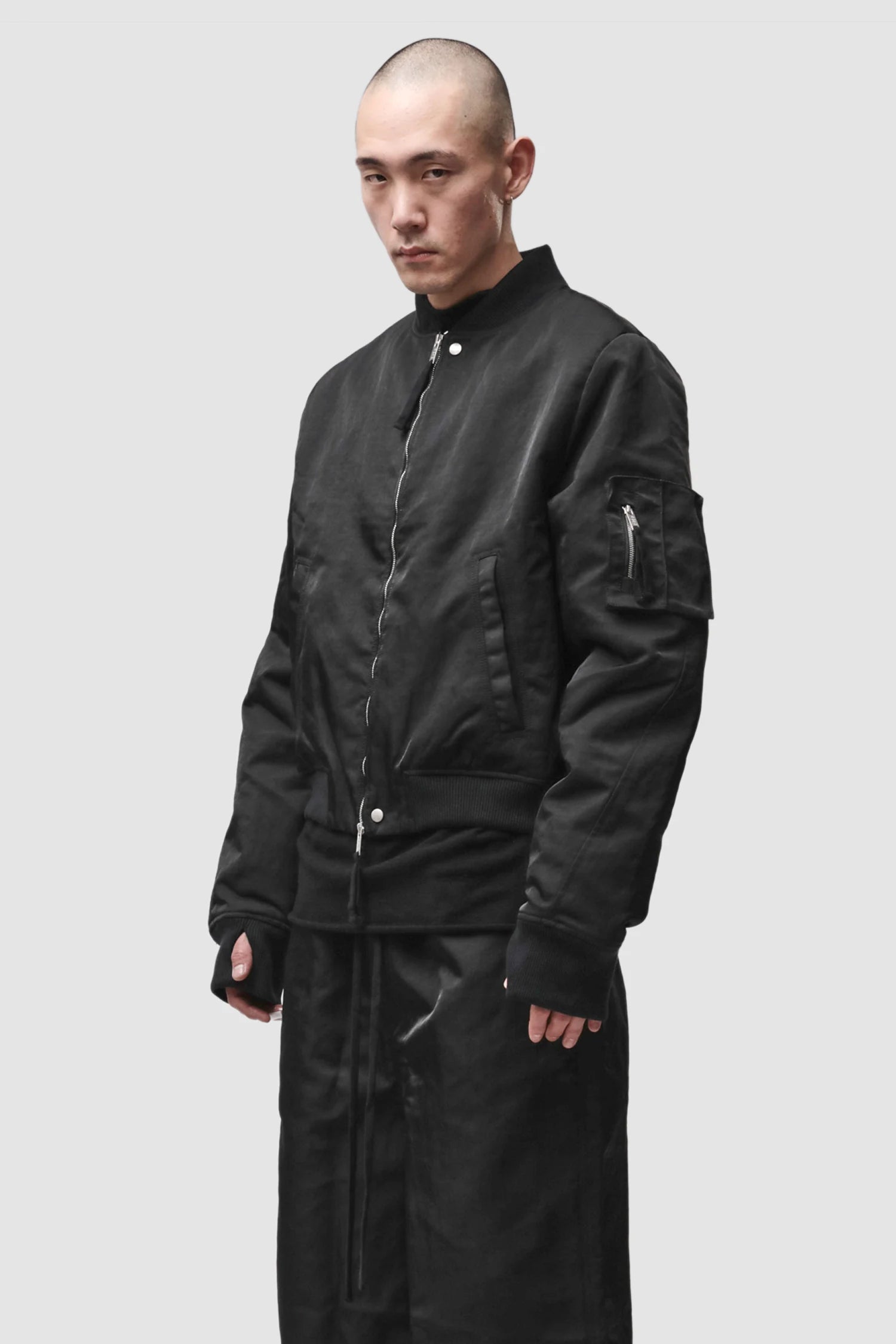 Thom Krom - Men’s Black Recycled Tech Bomber Jacket M-J-93 model side view