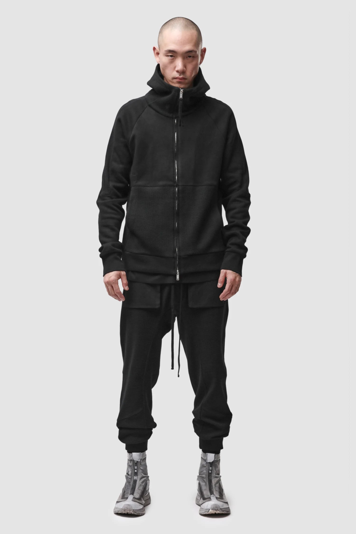 Thom Krom - Men’s Black Waffle Cotton Cargo Trousers M-ST-537 model full front view