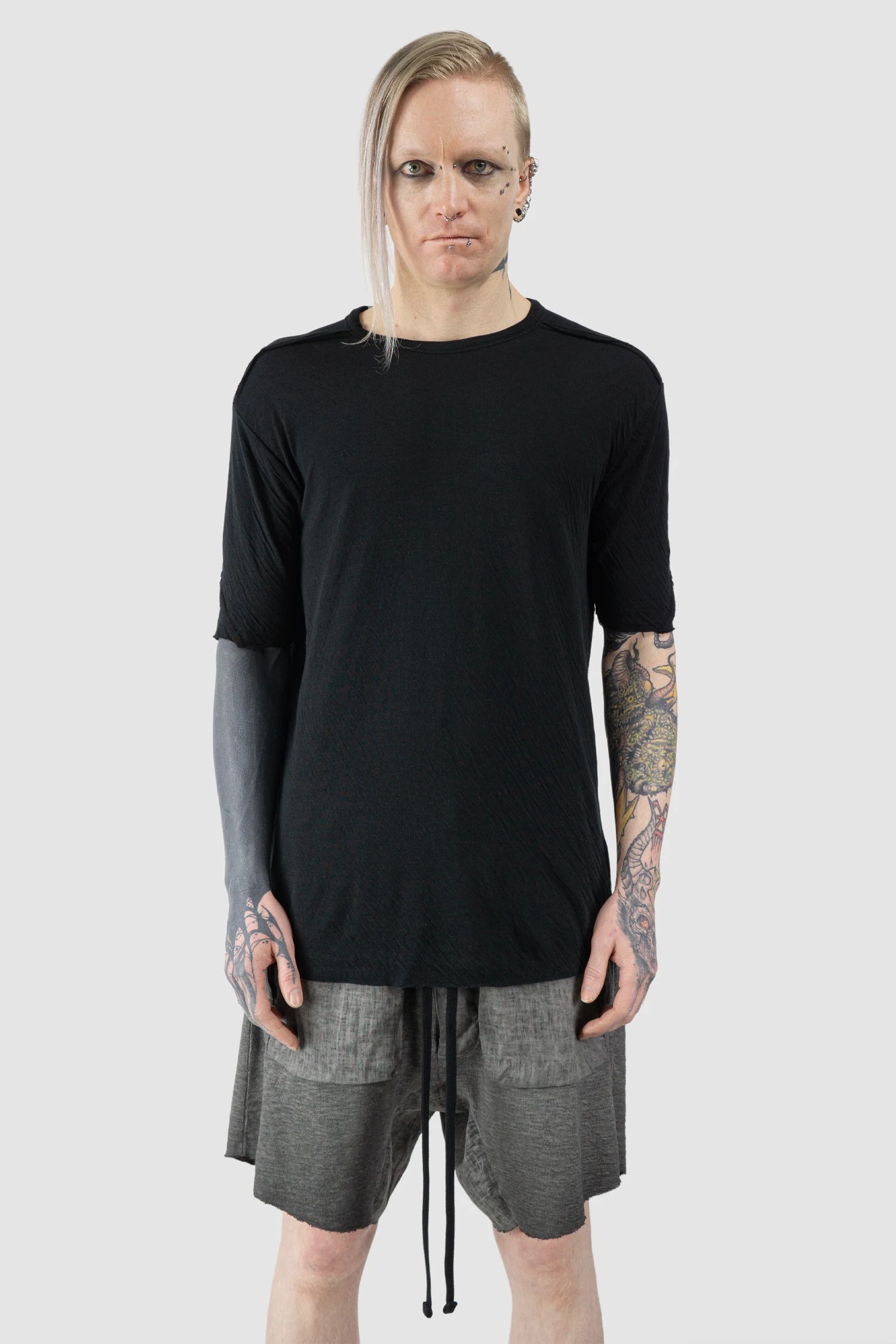 Thom Krom - Men’s Black Bonded Double Layer Cotton T-Shirt M-TS-921 model front view