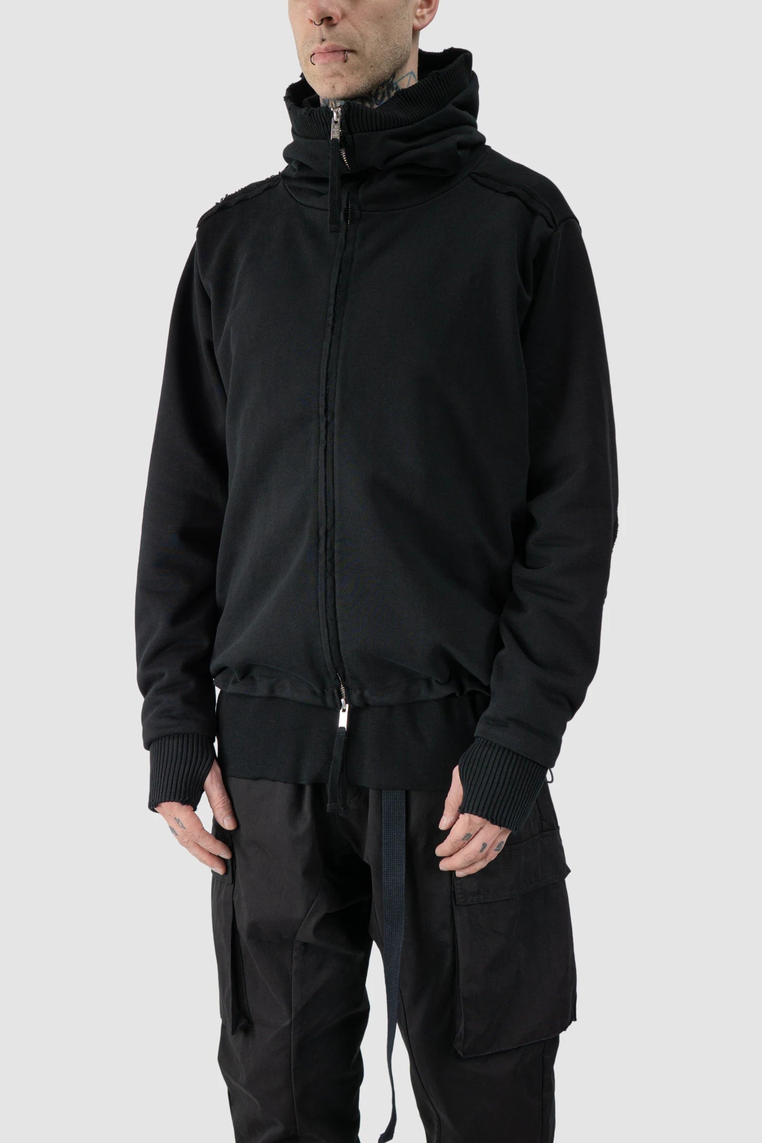 Thom Krom - model front side view of men’s Black Heavy Cotton Hoodie with Two Way Zipper M-SJ-690