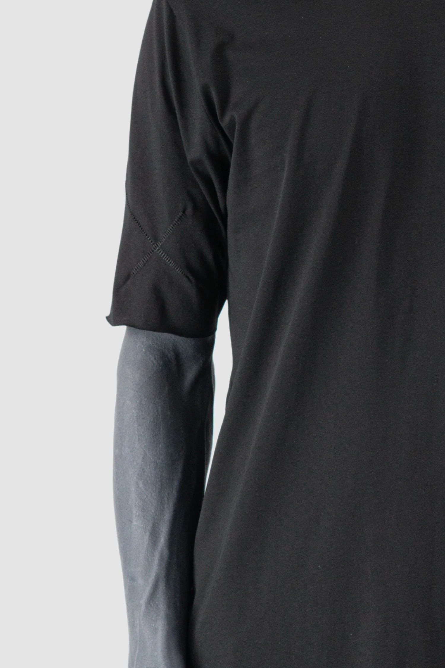 Black Round Neck Cotton T-Shirt