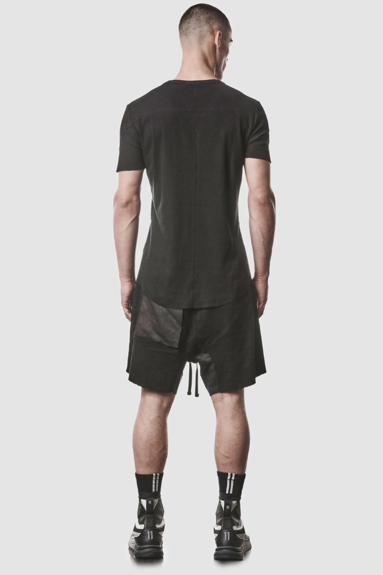 Schwarze Cargo-Shorts mit Patch-Pockets