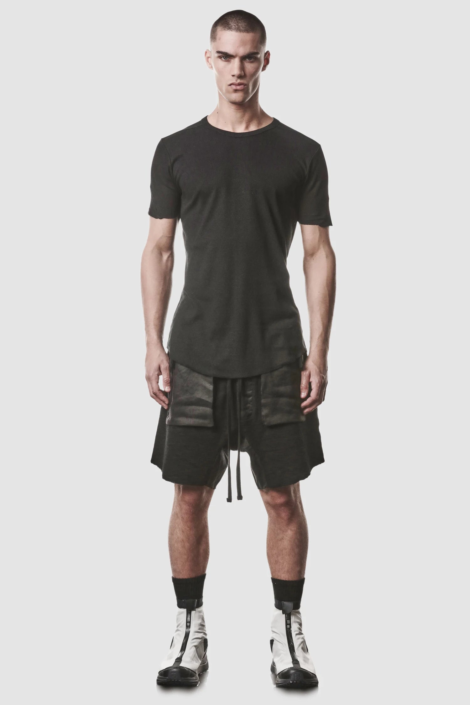 Schwarze Cargo-Shorts mit Patch-Pockets