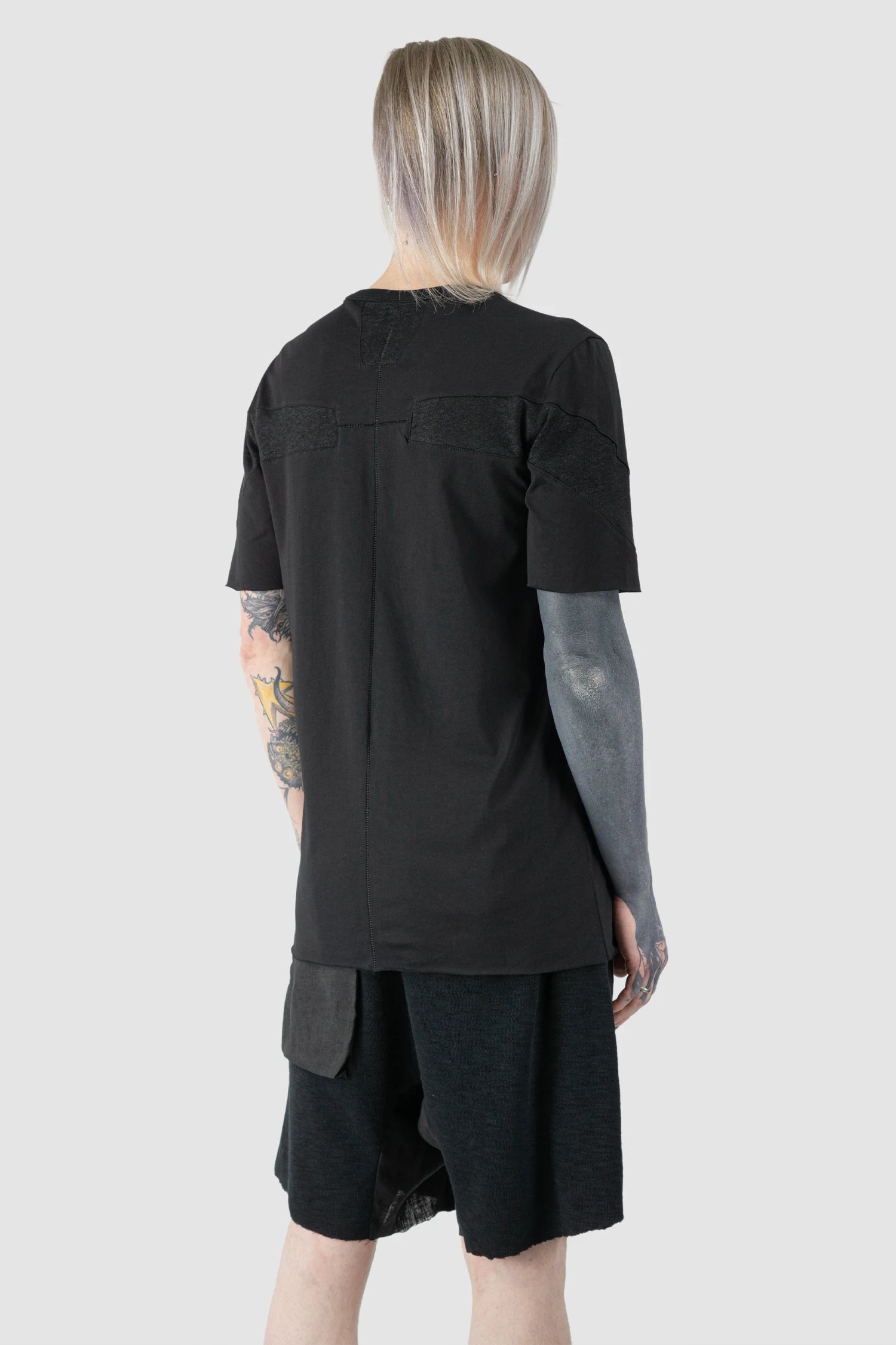 Thom Krom - Men’s Black Shoulder Panel Cotton T-Shirt M-TS-926 model back side view