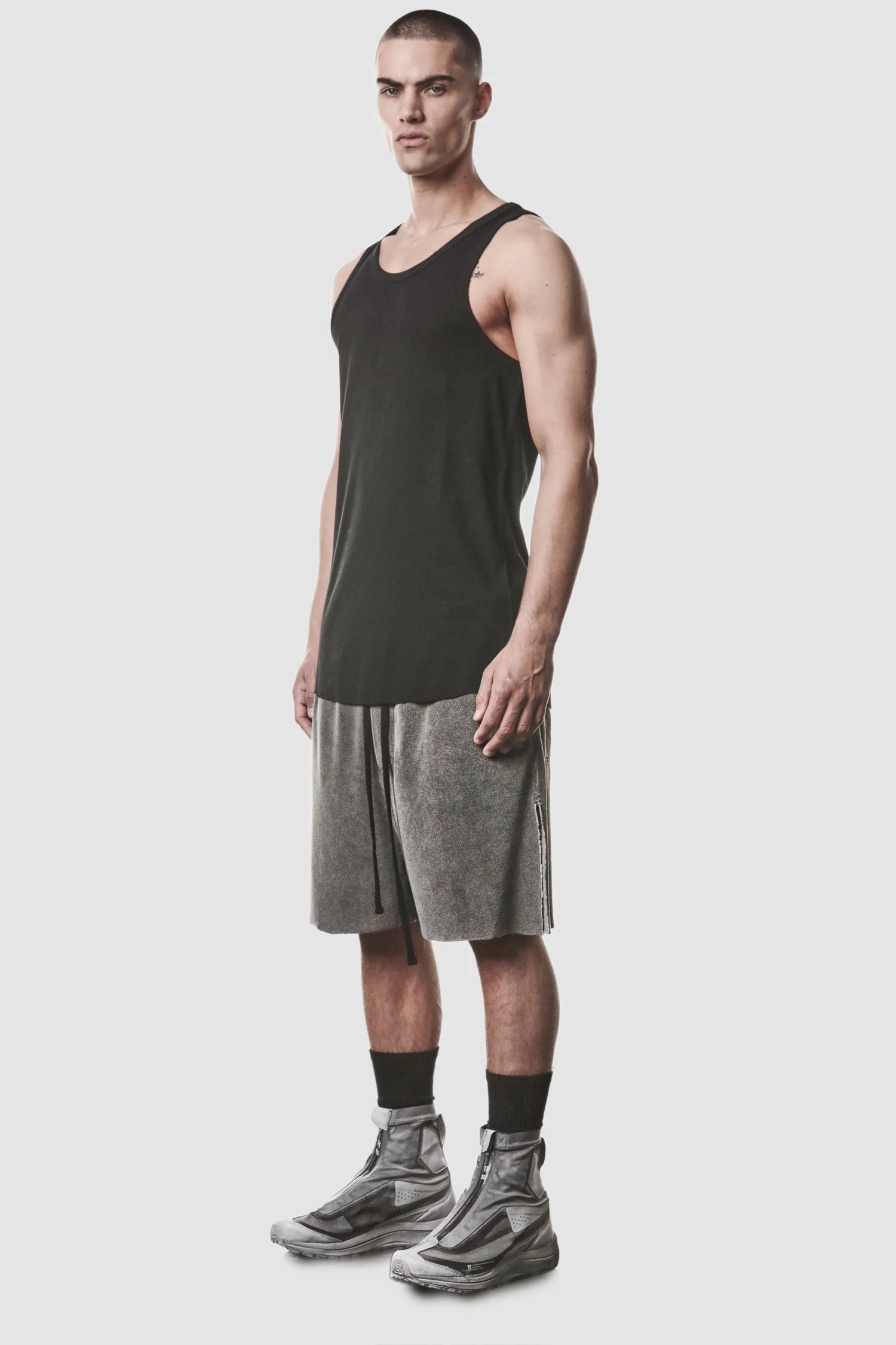 Thom Krom - model front side full view of men’s Black Cotton-Linen Mix Rib Tank Top