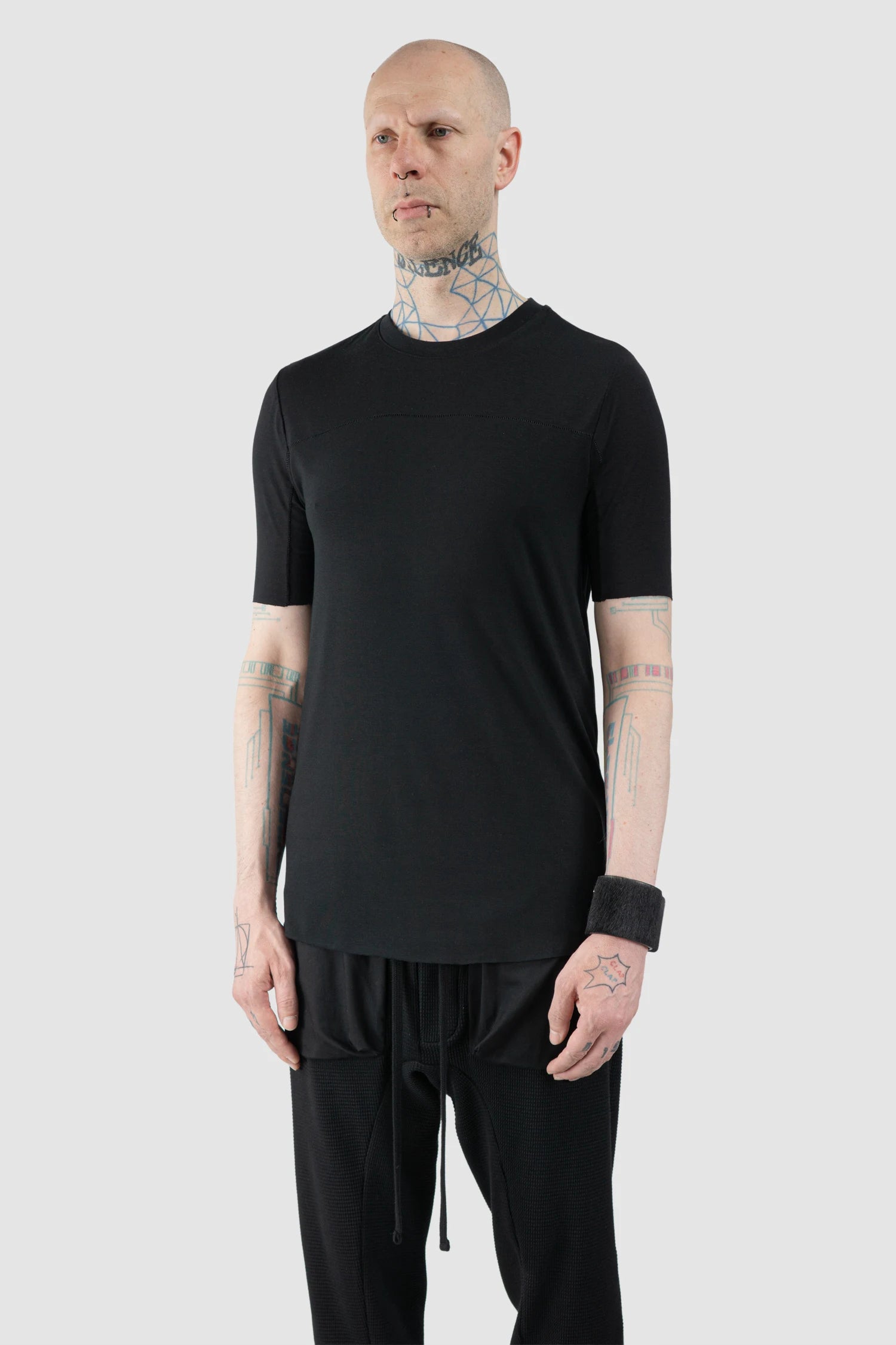 Thom Krom – Men's Black Viscose Scar Stitch T-Shirt - model front side view