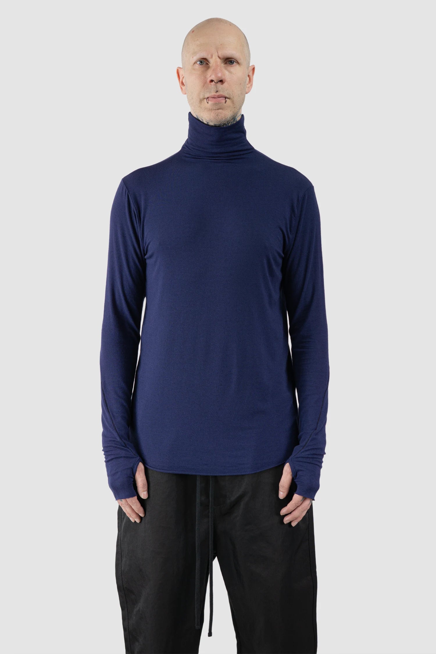 Thom Krom – Men's Blue Cashmere Blend Turtleneck Long Sleeve - model front view - MONO-KROM | Gallery