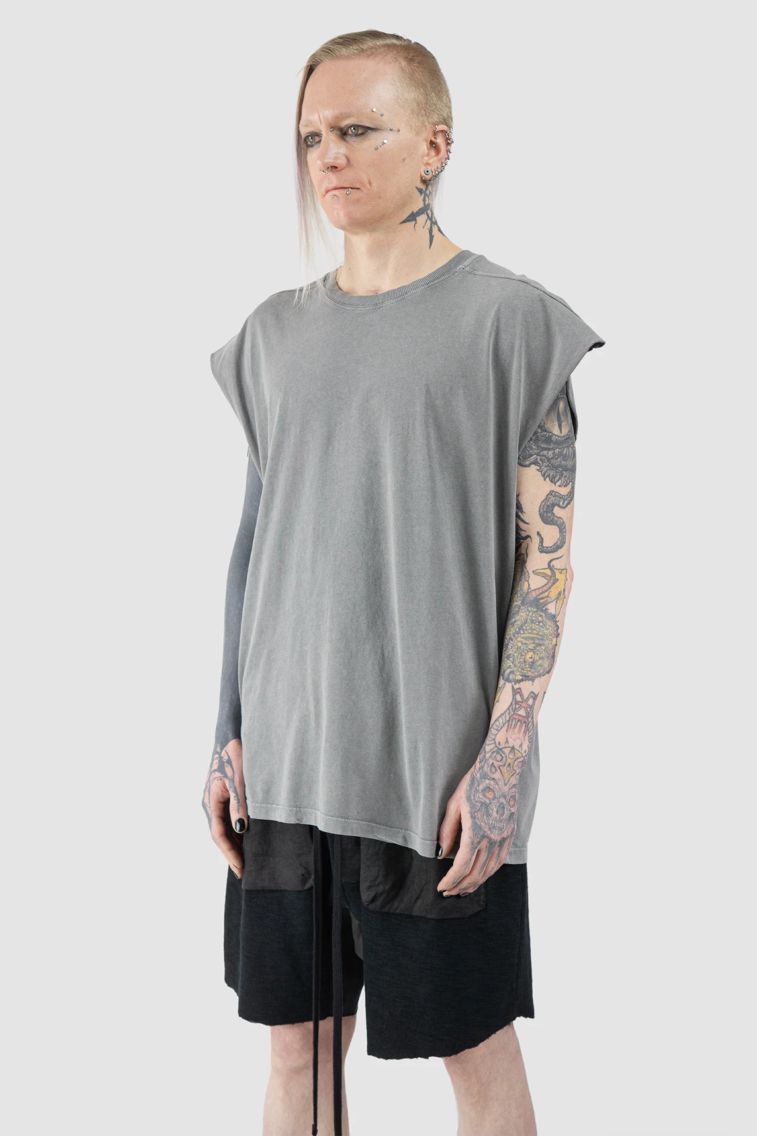 Thom Krom - Men’s Grey Oversized Round Neck Tank Top M-TS-925 model front side view
