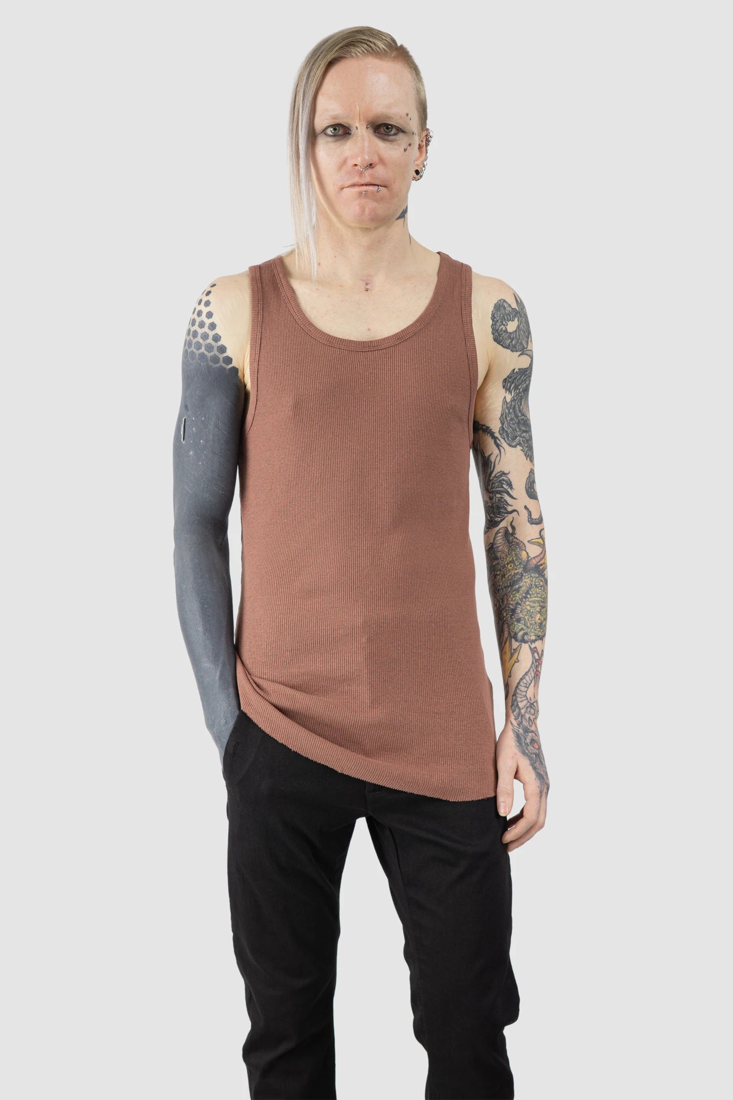 Thom Krom - Men’s Red Cotton-Linen Rib Singlet Tank Top M-TS-947 model front relaxed view