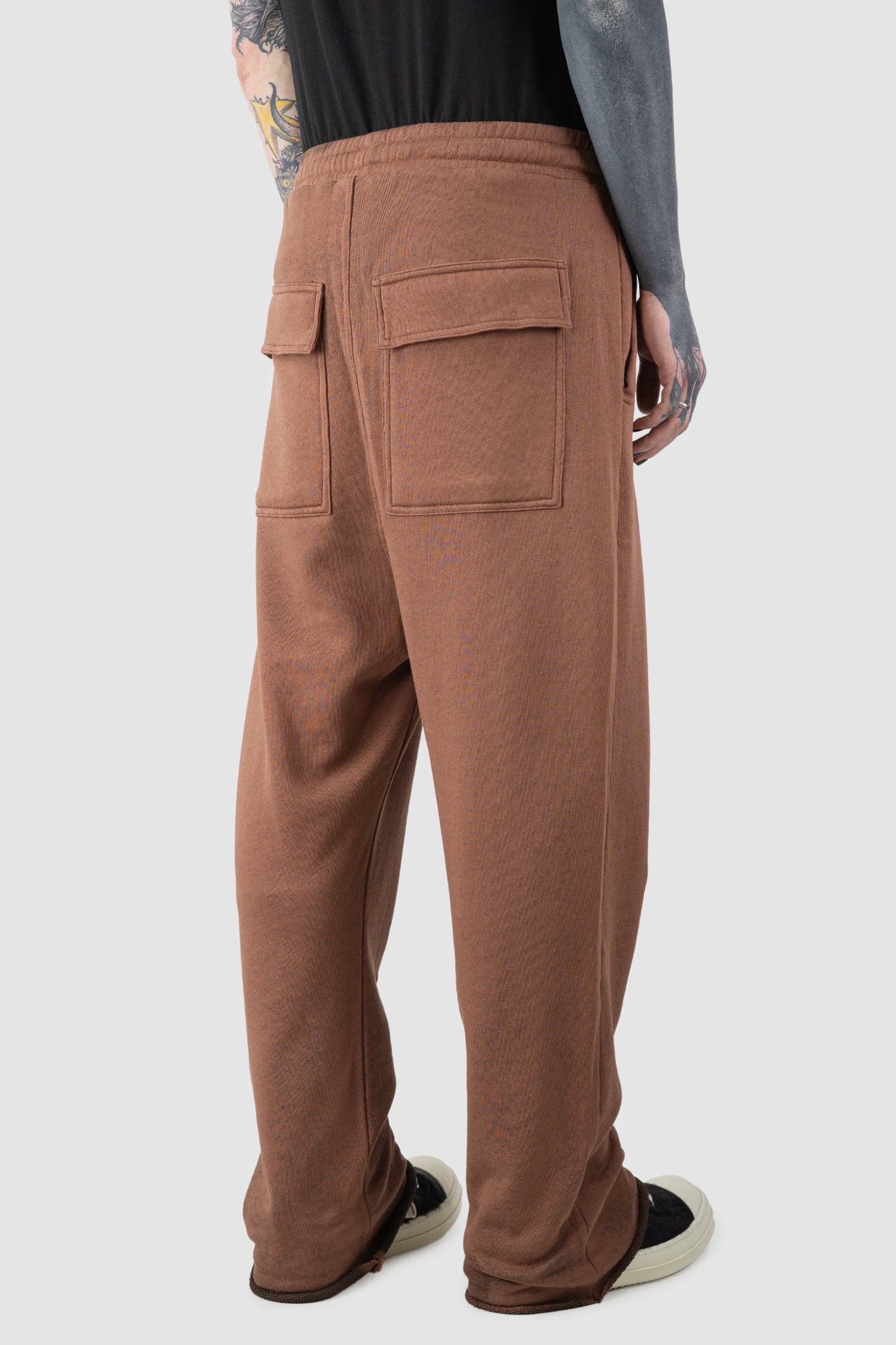 Thom Krom - Men’s Red Relaxed Low Crotch Sweatpants M-ST-518 model back side view