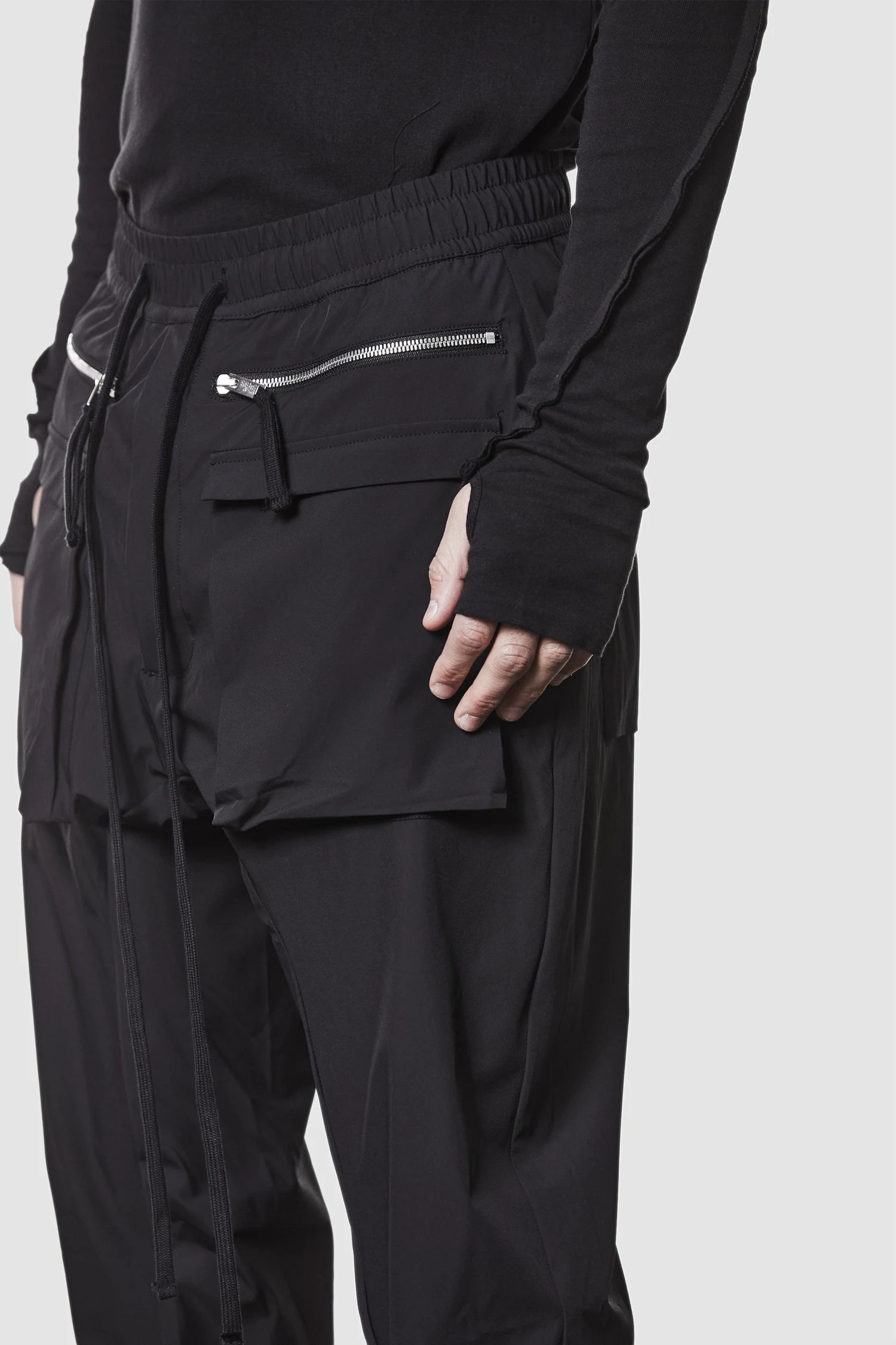 Thom Krom - front pocket view of black Front Pocket Woven Stretch Cargo Trousers - M-P-27