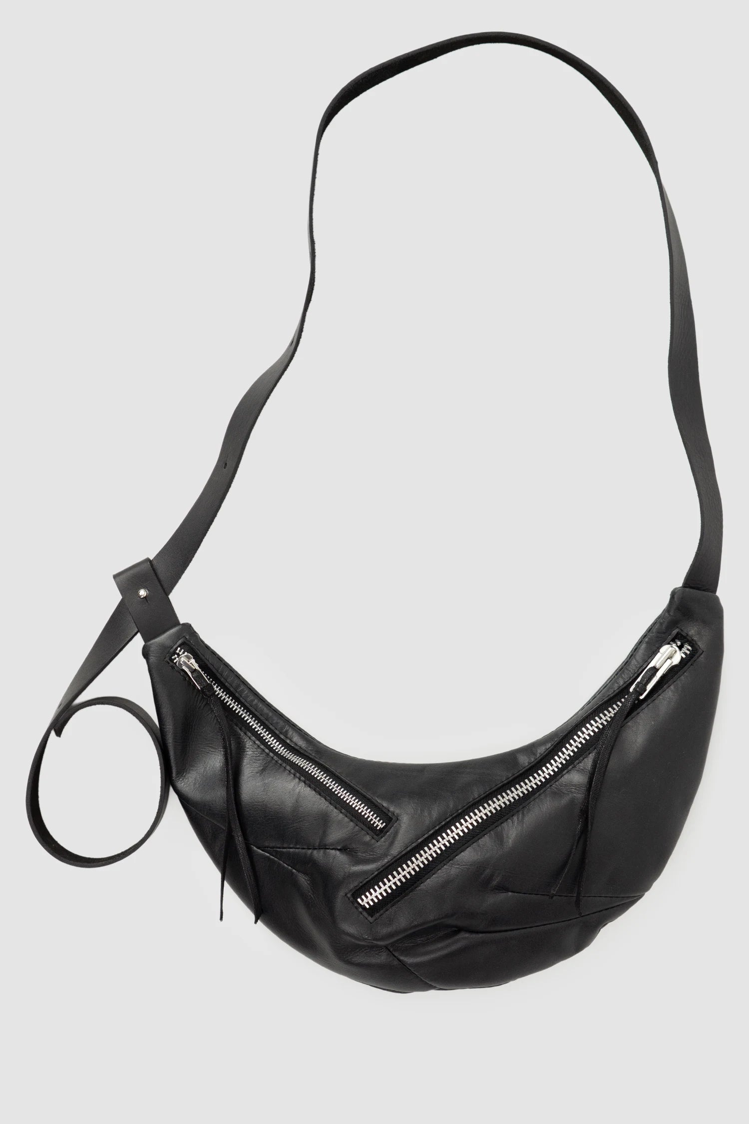 Werkschwarz - item front view of men’s FW25 Black Double Zip Leather Crescent Bag Werk 44P