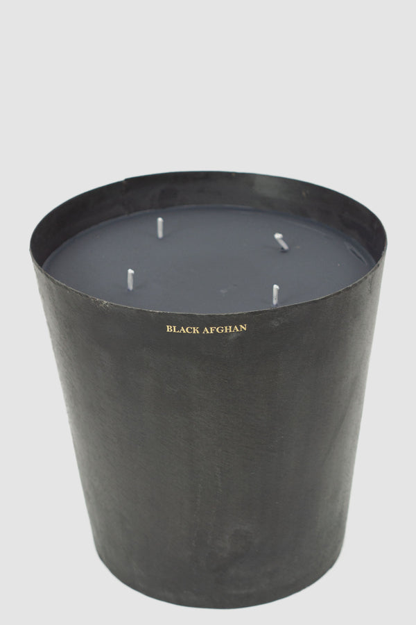 Mad et Len Black Afghan Scent Bougie Vestimentale Candle - Permanent Collection, Burned Black Iron Vessel